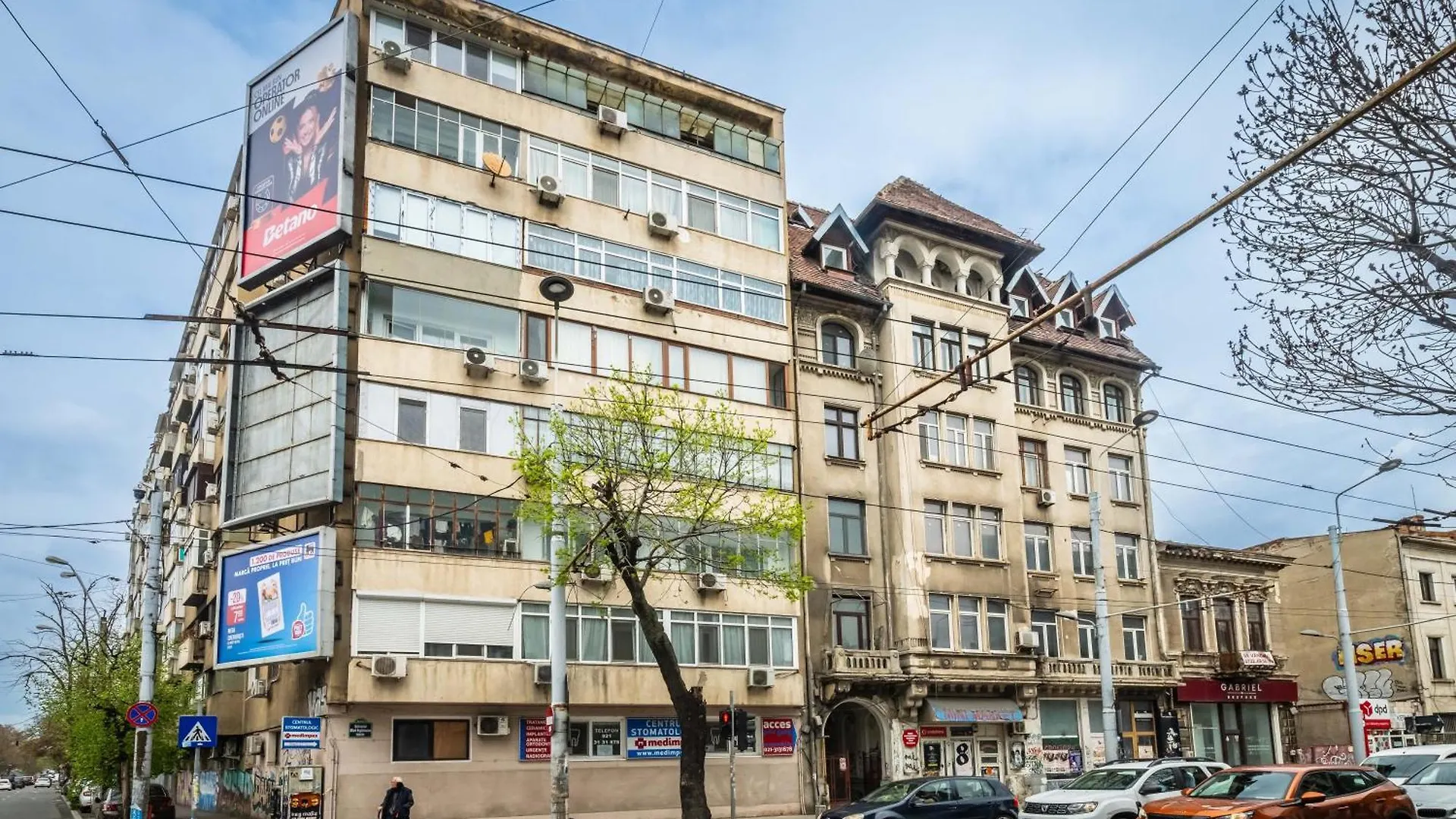 Cismigiu Apartment With Balcony & View Bucharest